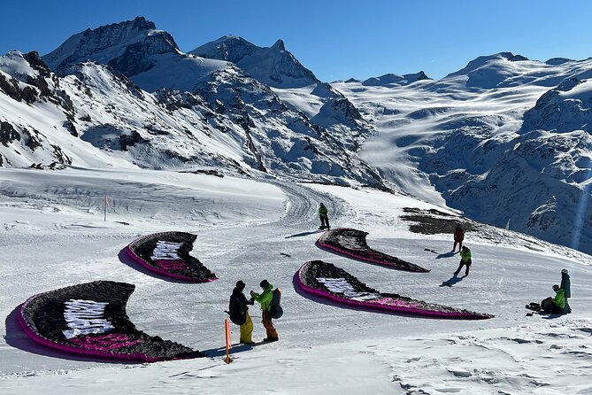 20 to 25 Minute Tandem Paragliding in Zermatt and Matterhorn View - Photos and video: a useful optional extra