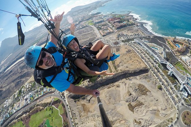Acro Paragliding Adventure in Costa Adeje with FREE Pickup !! - The climb above Tenerife