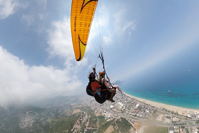 Alanya Paragliding With Experienced Pilot's - Pilots, preparation, and how safe it feels