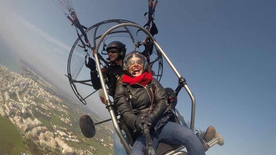Albufeira: Paragliding and Paratrike Tandem Flights - Paragliding or paratrike: choosing your flight