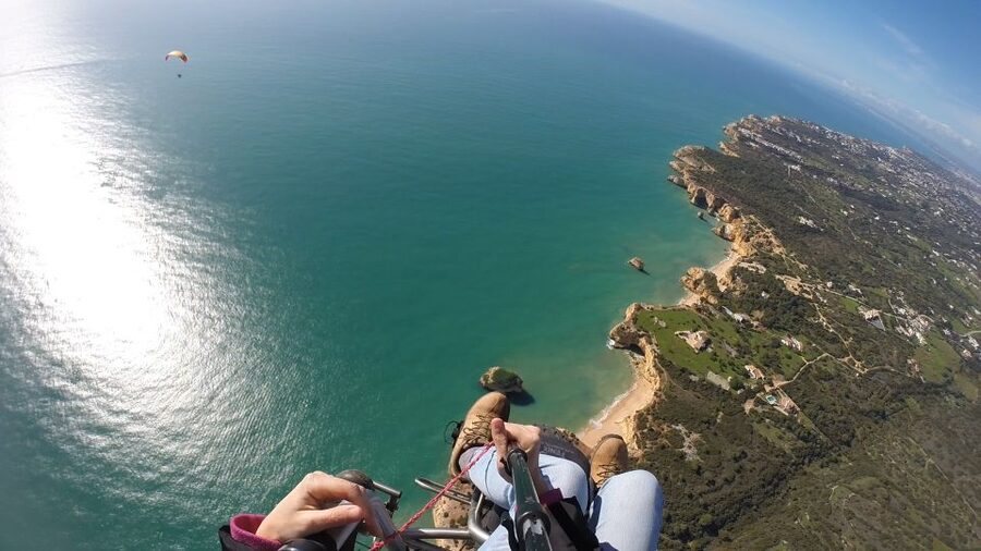 Albufeira: Paragliding and Paratrike Tandem Flights - A short flight with a big view