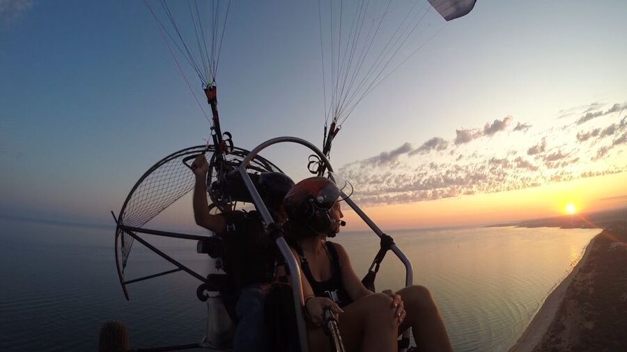 Albufeira: Sunset Paragliding Flight - Should you book the Albufeira sunset flight?