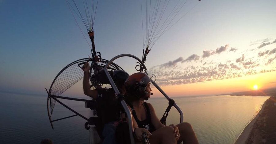 Albufeira: Sunset Paragliding Flight - Who will enjoy this flight most?