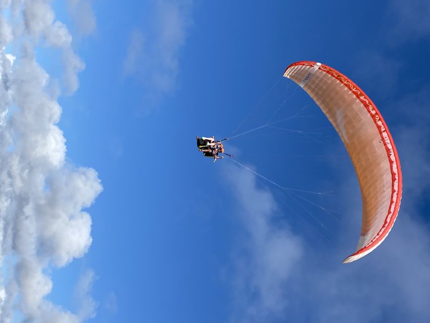 Algarve Coast: Paragliding Experience - Meeting Nelson and preparing for flight
