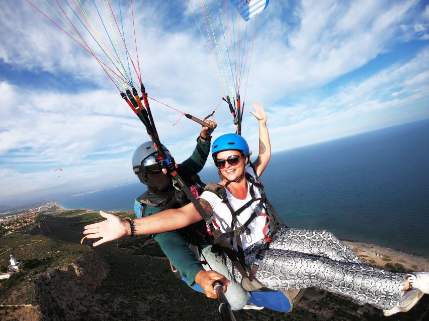 Alicante and Santa Pola: Tandem Paragliding Flight - What the First Few Minutes Feel Like