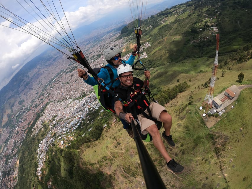 Bello: Paragliding in Medellín - Should you book Aeroclub San Félix Parapente?