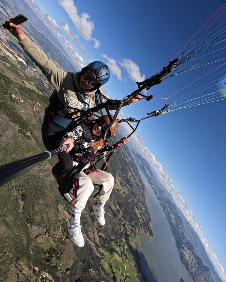 Bogota: Paragliding activity in La Calera with transfers - Two hours for sightseeing, photos, and free time