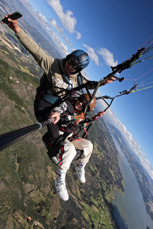 Bogota: Paragliding activity in La Calera with transfers - The value of $90 depends on the flight fee