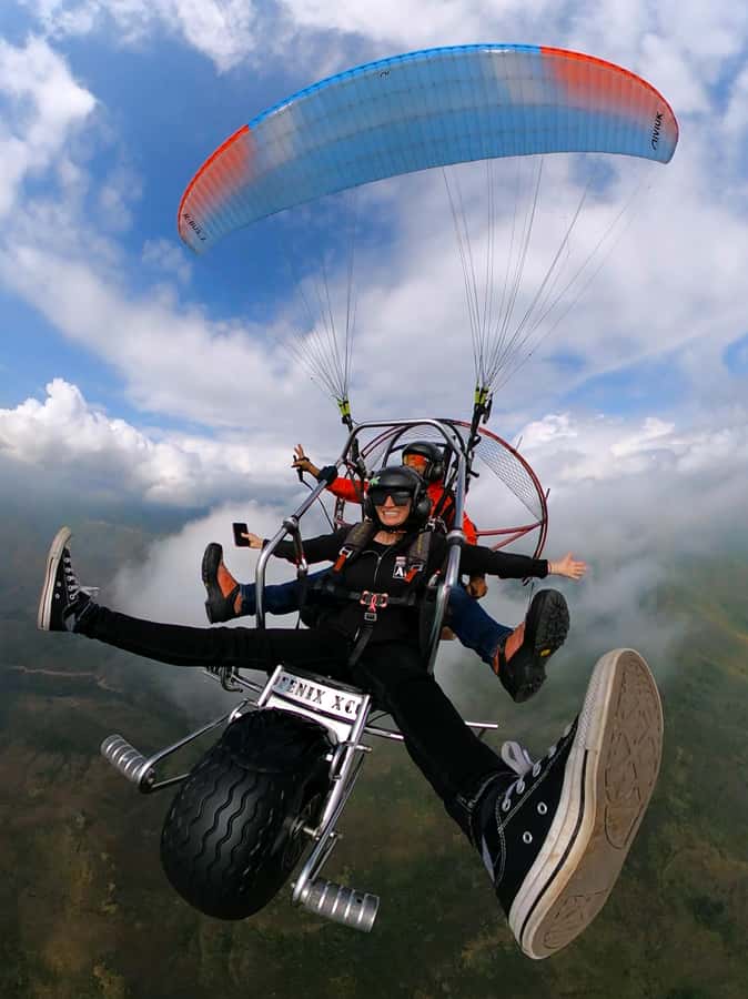 Cali: Paratrike Flight - Paragliding - Why Valle del Cauca works for a first flight