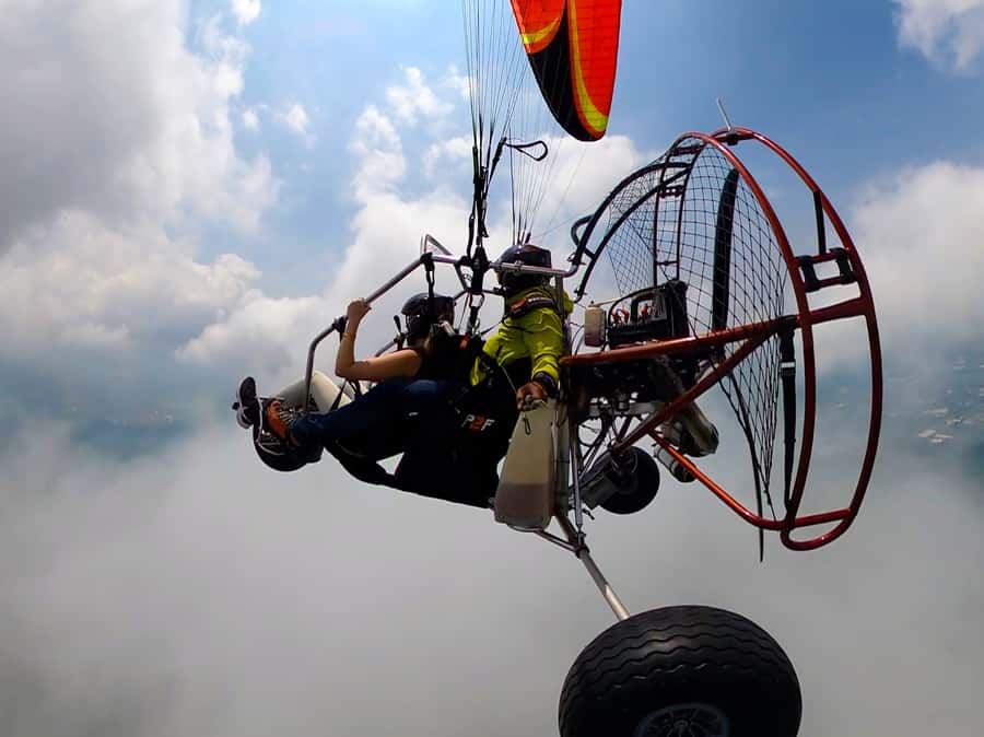 Cali: Paratrike Flight - Paragliding - Meeting at San Antonio or arranging pickup