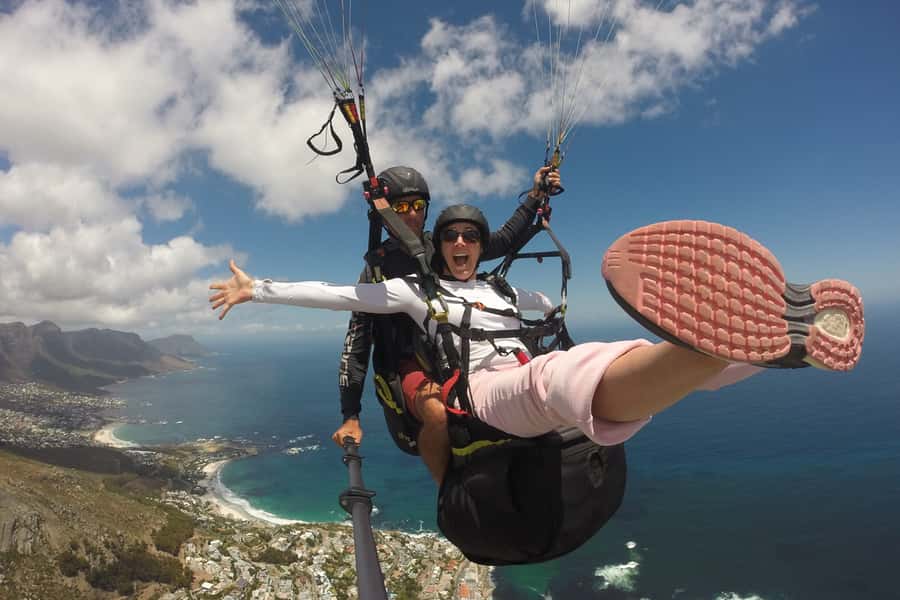 Cape Town: Tandem Paragliding Adventure - The view from a tandem seat