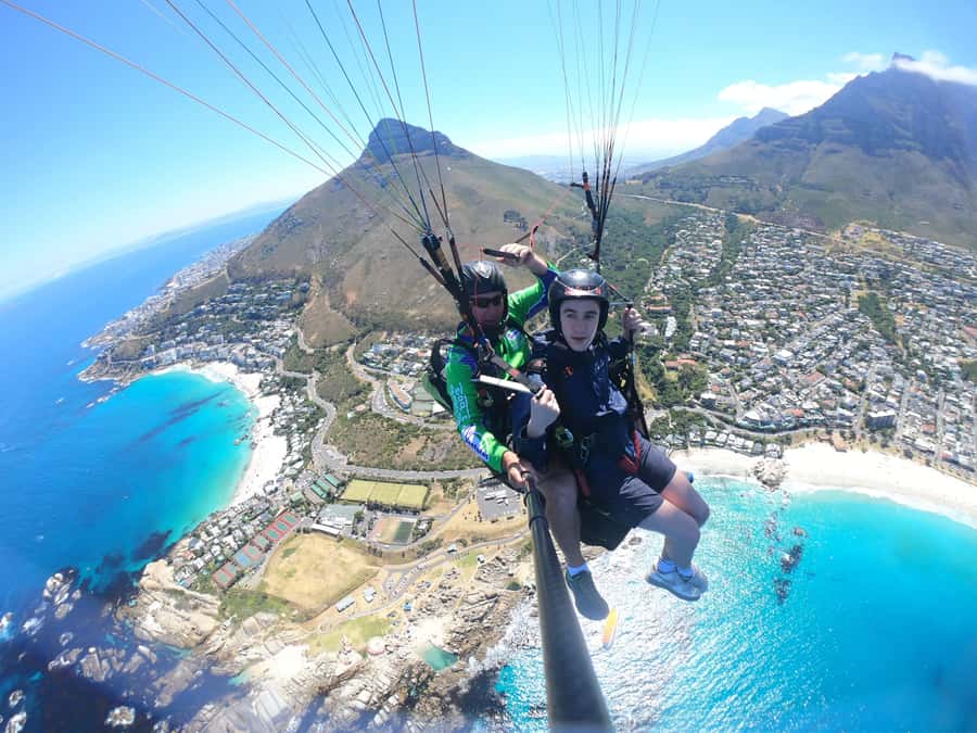 Cape Town: Tandem Paragliding with views of Table Mountain - Five to fifteen minutes with Table Mountain below
