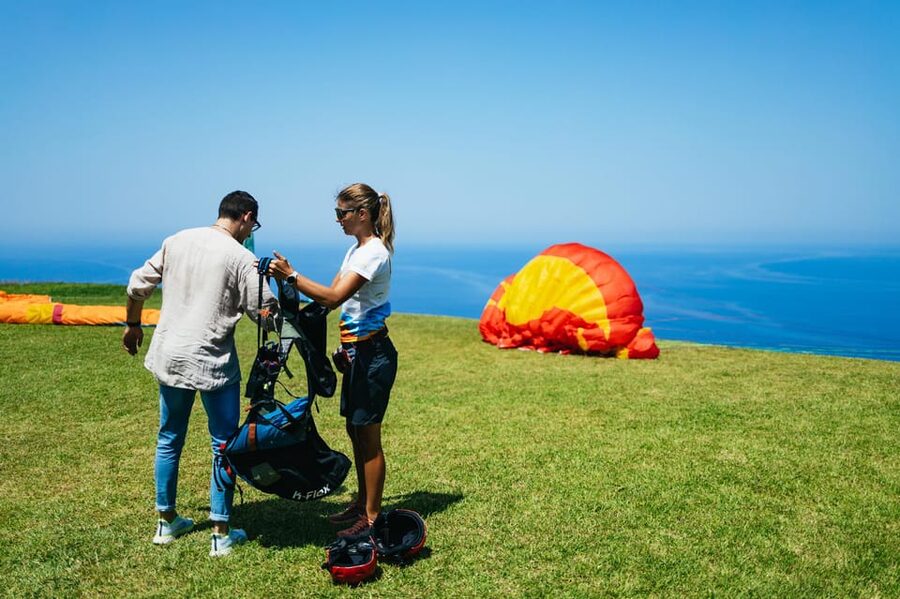 Cefalù: Tandem Paragliding Flight and GoPro13 Video - Flying above Cefalù’s coast