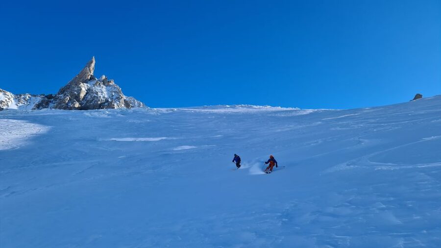 Chamonix: Tandem Paragliding Flight with Mont-Blanc Views - Practical advice for a smoother flight