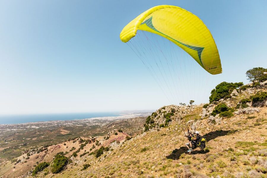 Chania: Tandem Paragliding Flight in Crete - Landing, pickup, and the return to Chania
