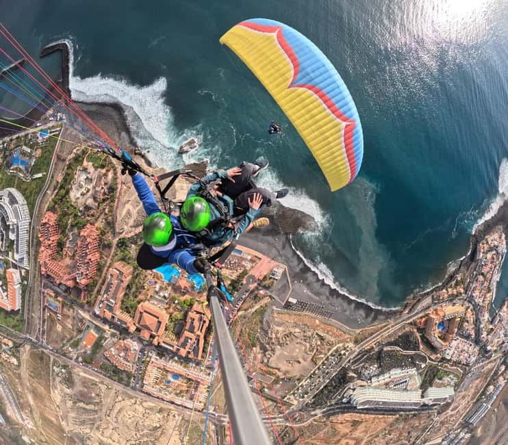 Costa Adeje, Paragliding with pick up service and 5 free photos! - A short briefing, then the takeoff