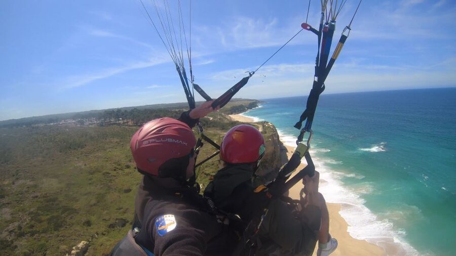 Costa de Caparica: Paragliding Tandem Flight - Taking off near Lisbon and Costa de Caparica