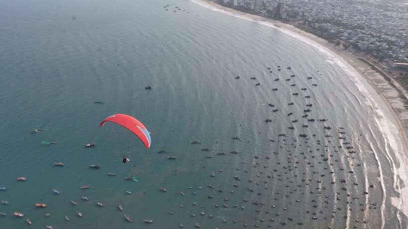 Da Nang Private paragliding experience on Monkey Mountain - Flying above temples, jungle, and the fishing village