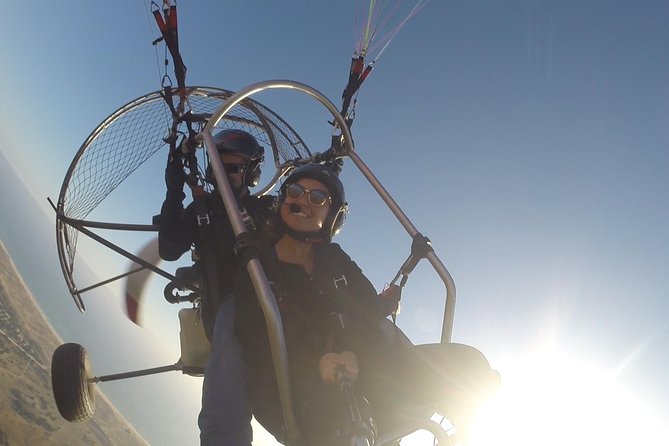 Flight experience over the beach in paragliding/paratrike in the Algarve with video. - The video is a useful part of the price