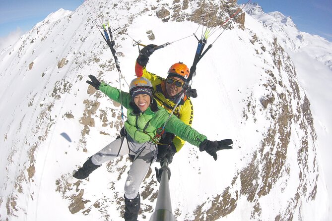 FLYMATTERHORN VIP Paragliding from Zermatt, With Matterhorn View - Pilots who make a difference