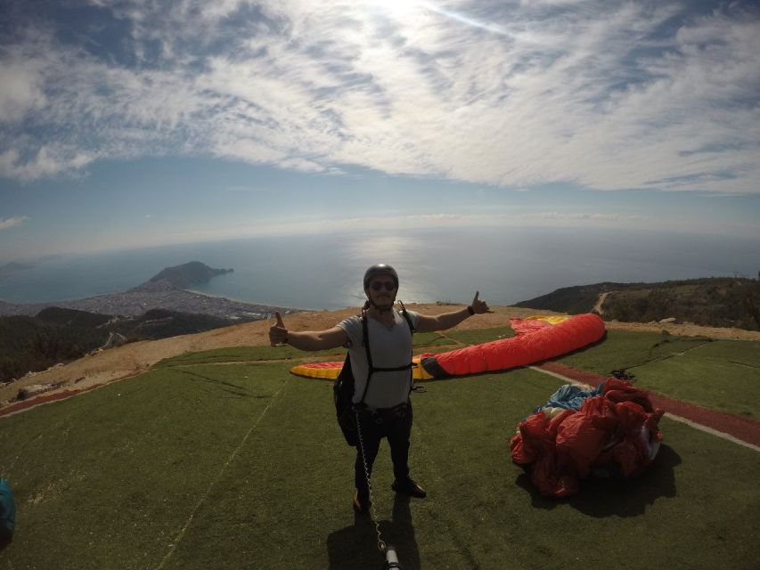 From Antalya/Side: Tandem Paragliding in Alanya - Reaching the 700-meter take-off point
