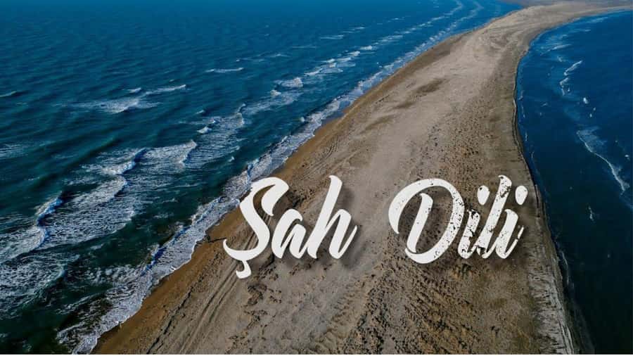 From Baku: Paragliding Tour - From Baku to the Caspian coast