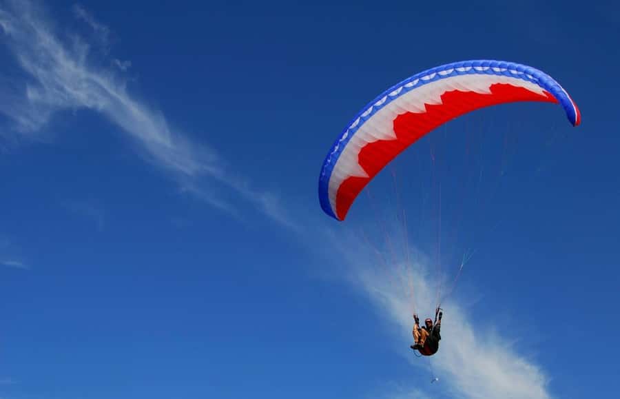 From Baku: Paragliding Tour - The flight above sand, hills, and sea