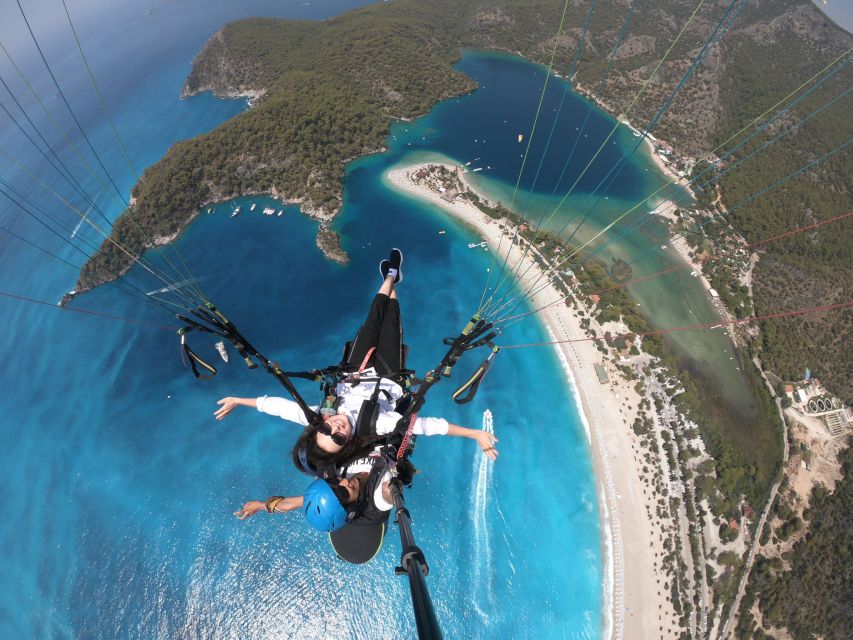 From Fethiye/Oludeniz: Mountain Paragliding Trip with Pickup - The view over Ölüdeniz and the coast