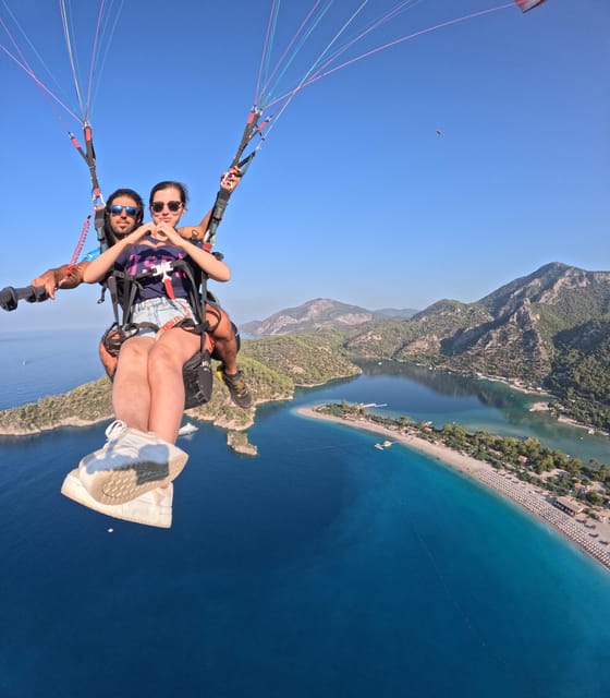 From Fethiye: Oludeniz Paragliding Trip with Transfer - What to wear and what to leave behind