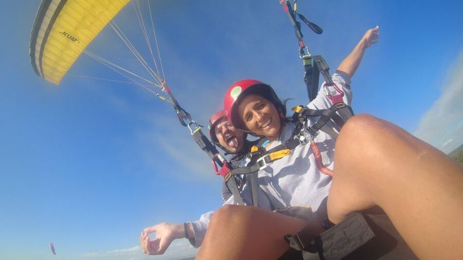 From Lisbon: Paragliding Flight with Transfers - From the Ferrari Shop to the Atlantic coast
