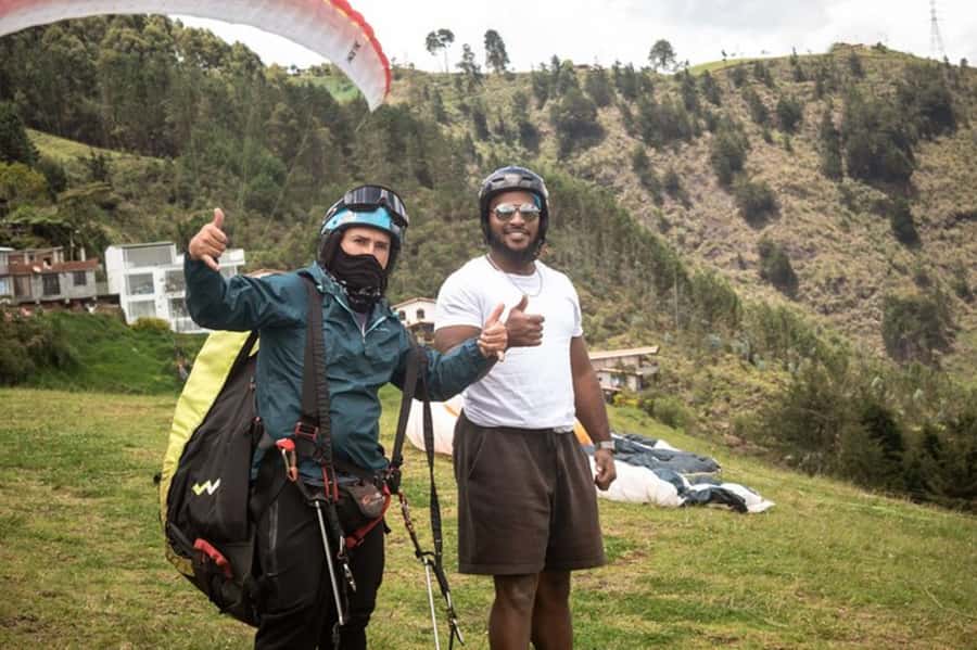 From Medellín: Paragliding Tour with GoPro Photos & Videos - The 10:00 pickup and drive to the launch site