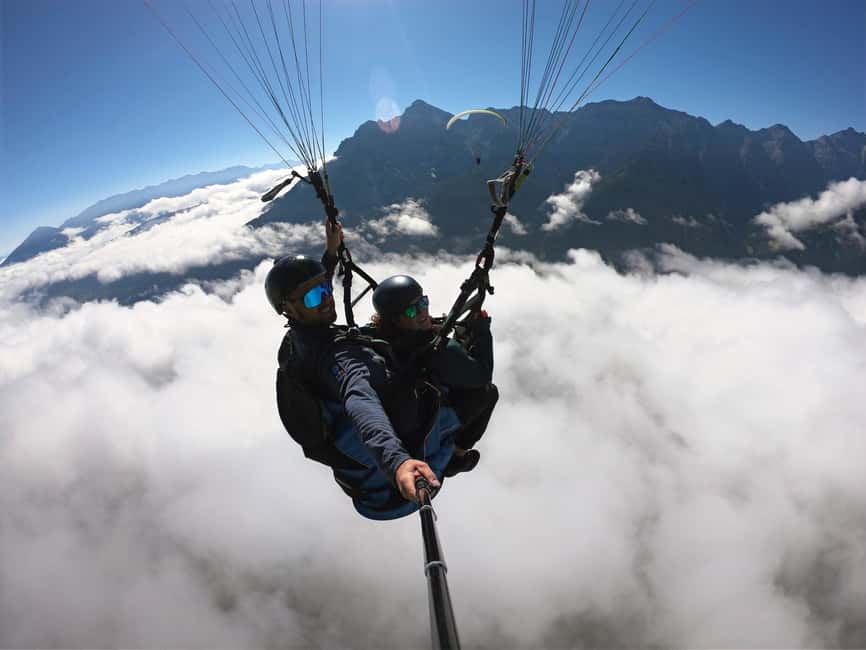 Fulpmes Schlick2000 - Winter Tandem Paragliding Flight - From the Schlick2000 Ticket Counter to the Takeoff Ramp