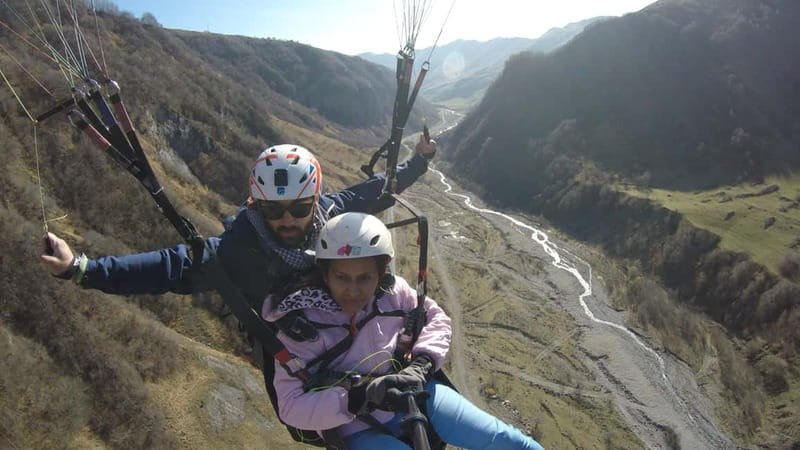 Georgia: Paragliding tandem flight in Gudauri with video - My verdict: book it for the view and the video