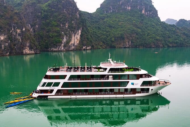 Ha Long Sky Tour: Powered Paragliding - How the $90 Price Holds Up