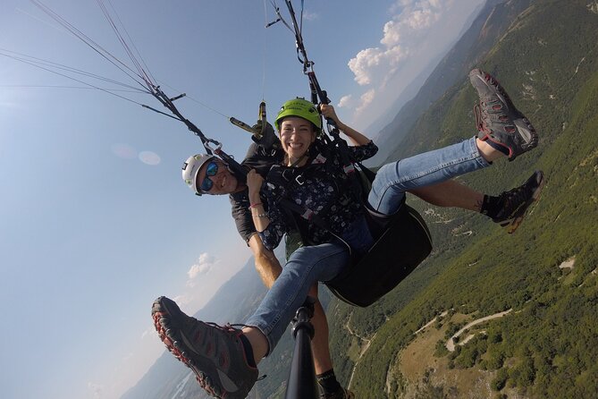 Half day private paragliding adventure in Rome - PETER PAN FLIGHT - The takeoff uses a few running steps