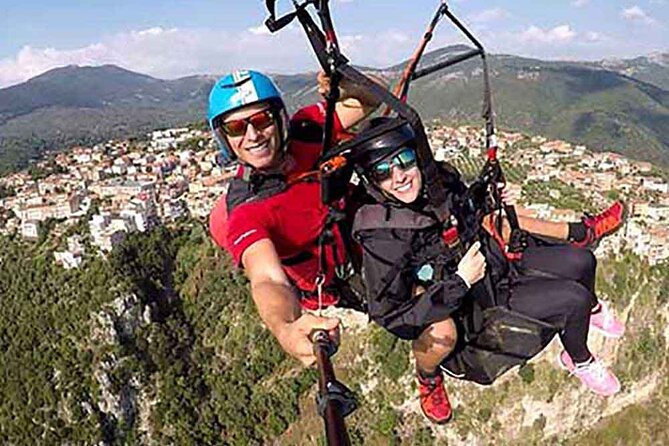 Half day private paragliding experience - ADVENTURE FLIGHT - Getting there from Rome by train