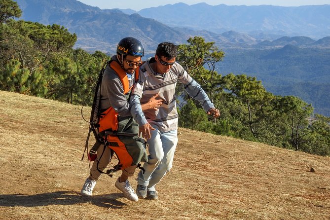 Hang gliding in Valle de Bravo - The Weather Can Change the Plan