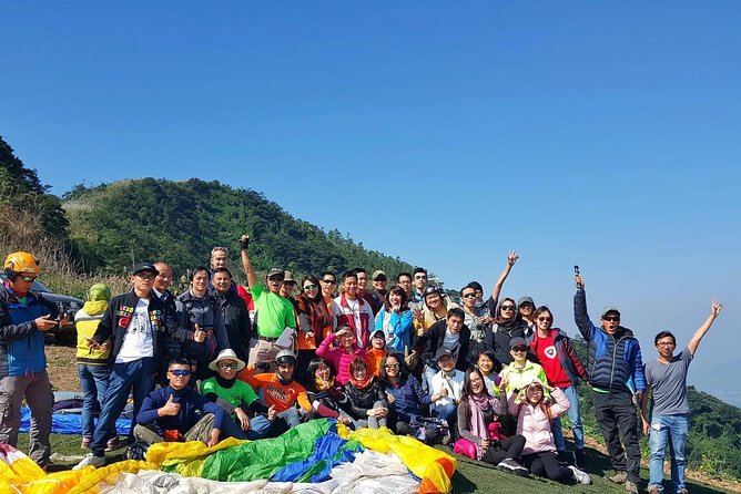 Hanoi Sky Tour: Paragliding - What the Pilot Does and What You Do