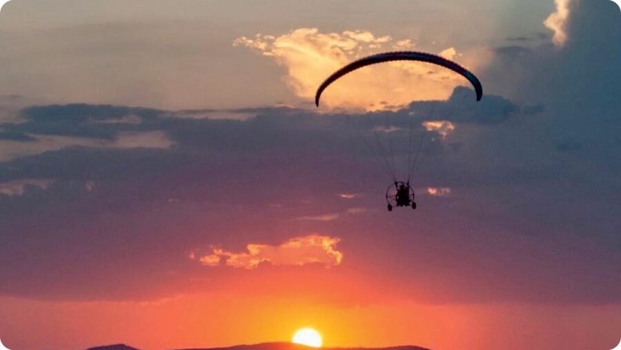 Ibiza: 25min Motorized Paragliding Flight - The sunset route toward San Antonio