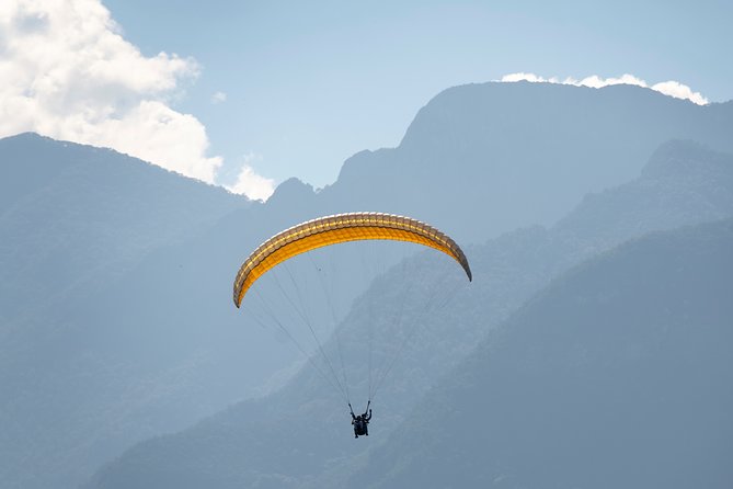 IBO Paragliding - Flying Above Santiago From the Tinaja Takeoff