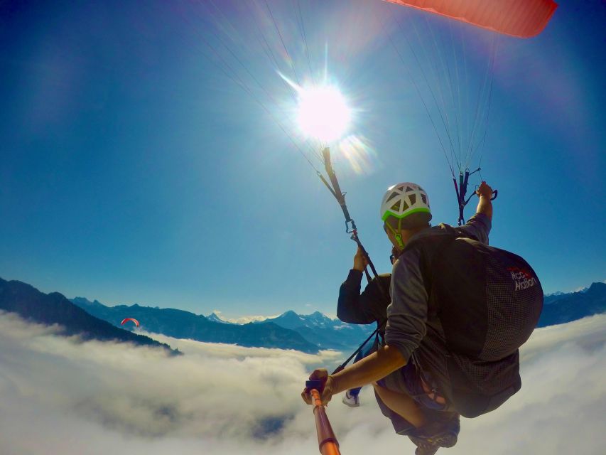 Interlaken: Paragliding Tandem High Flight - What you see over Interlaken