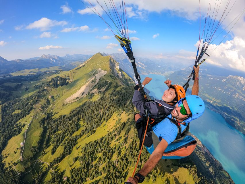 Interlaken: Tandem Paragliding Flight with Pilot - Who should book it?