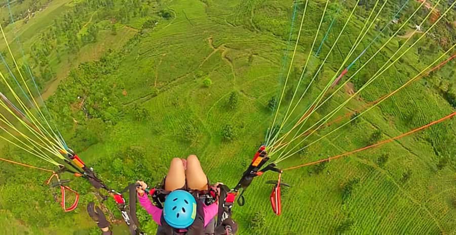 Jakarta: Paragliding on Top Mountain & Tea Plantation - Why the private format matters