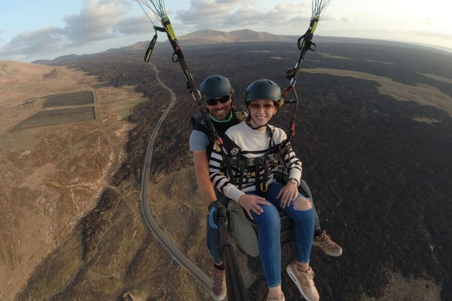 Lanzarote: Tandem Paragliding Flight Over Lanzarote - What the strong feedback tells you
