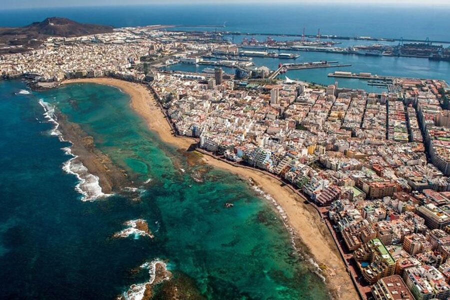 Las Palmas: Paragliding Tandem Flight with Instructor - The instructors make a real difference