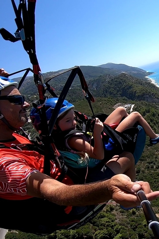 Lefkada paragliding tandem flighs/ Kathisma beach - Key points at a glance