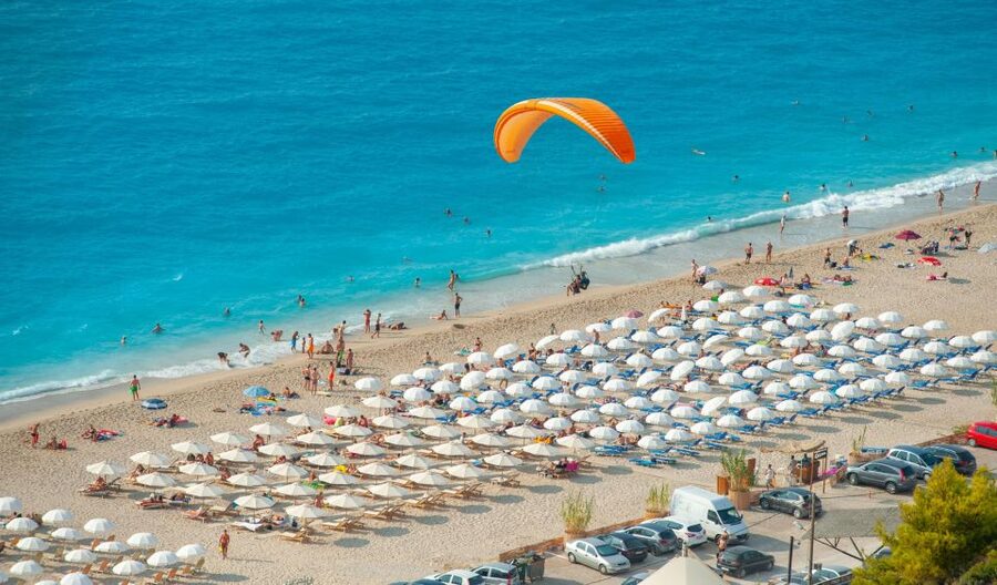 Lefkada paragliding tandem flighs/ Kathisma beach - Why Kathisma Beach works for this activity