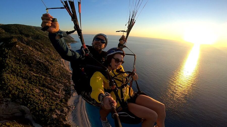 Lefkada paragliding tandem flighs/ Kathisma beach - Who will get the most from the $147 price