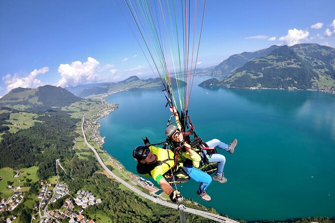 Luzern / Lucerne Professional Paragliding Tandem Flights - Preparing for Your First Tandem Flight