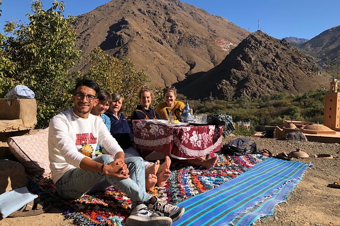Marrakech : Paragliding & Atlas Mountains Trip - A guided walk in the mountain area